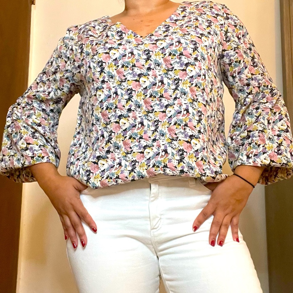 ✨Floral Long Sleeve Blouse